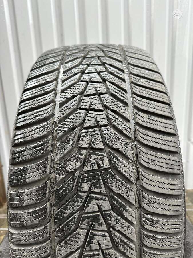 Hankook, žieminės 305/40 R20