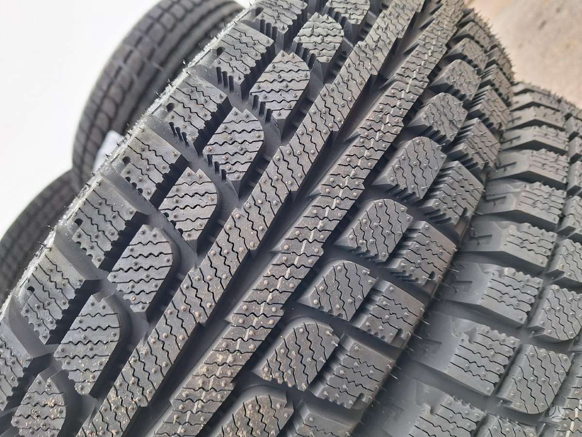Maxtrek, winter 195/75 R16