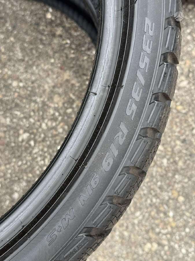 Pirelli WINTER SOTTOZERO 3, winter 235/35 R19