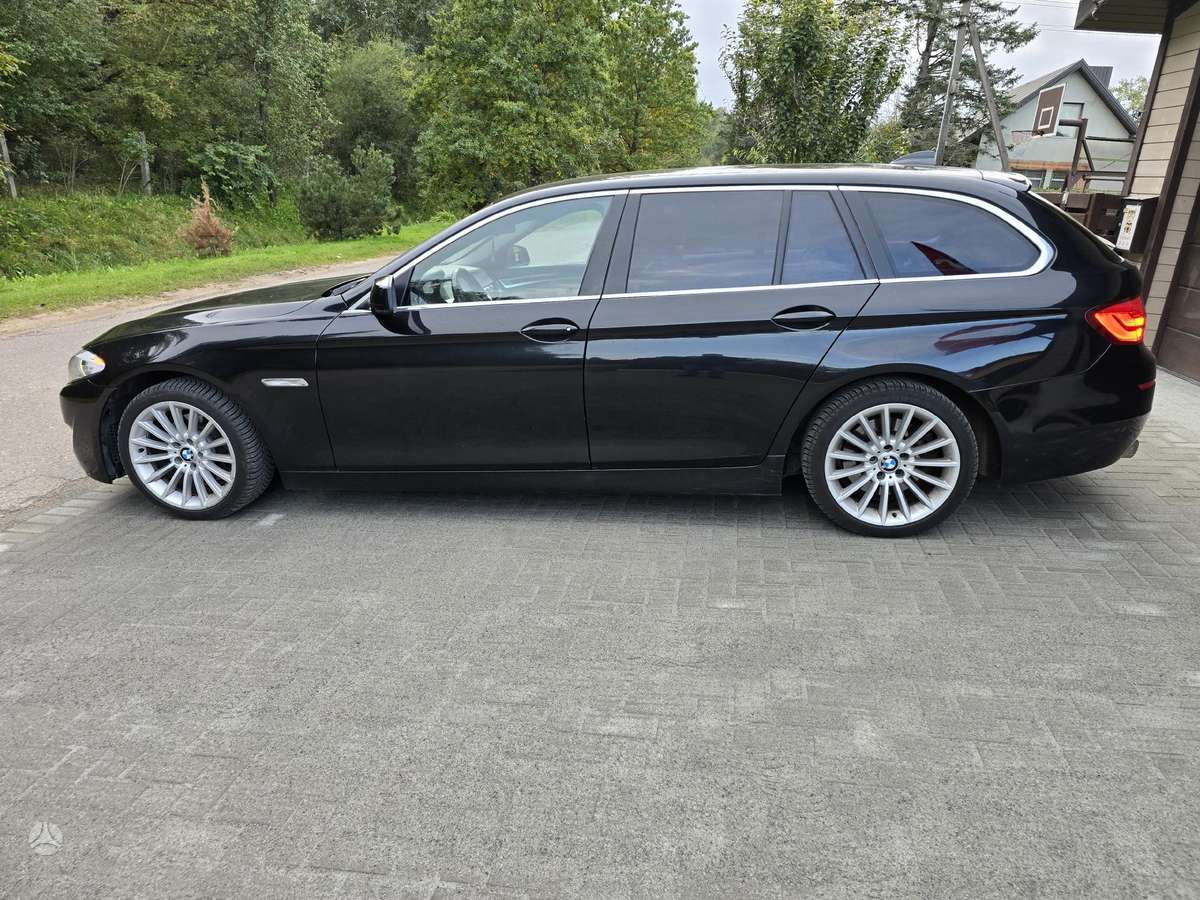 BMW 520, 2.0 l., Седан