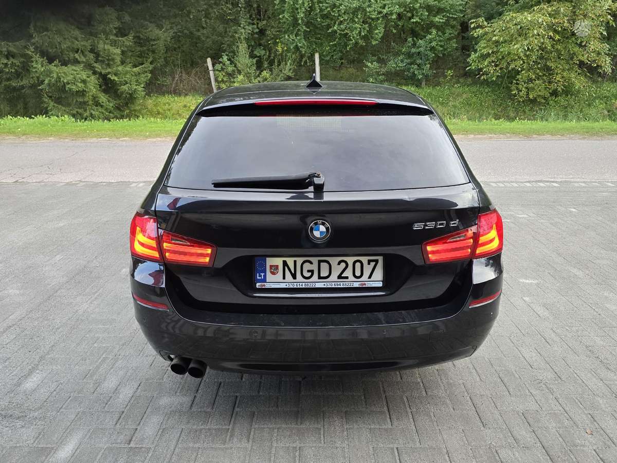 BMW 520, 2.0 l., Седан