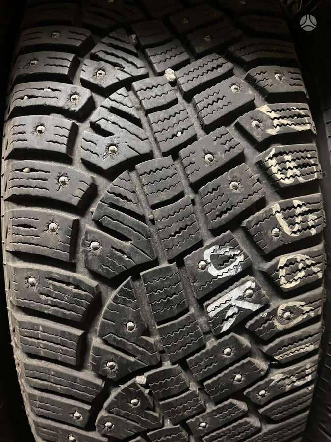 Continental, žieminės 235/60 R17