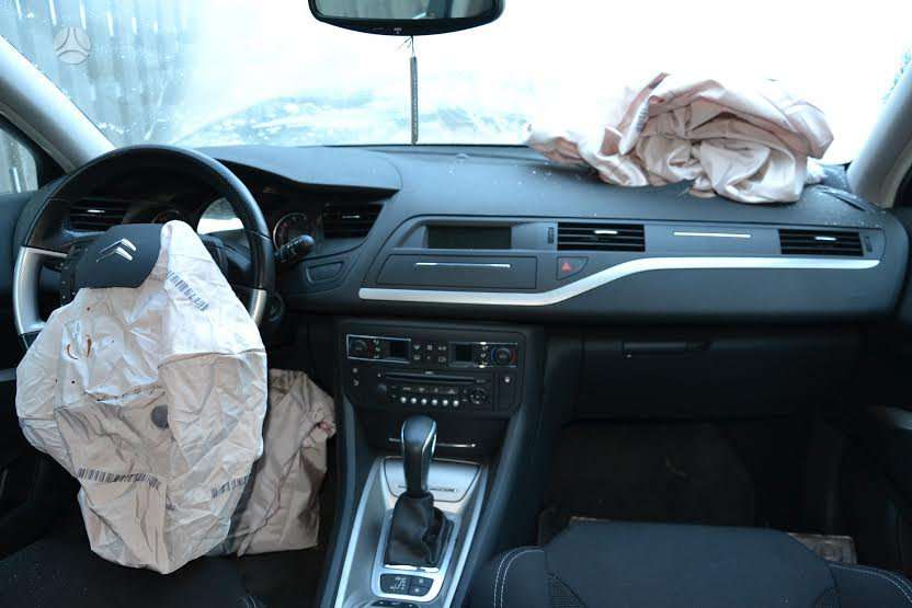 Citroen C5 dalimis. Variklis rfj