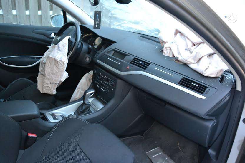 Citroen C5 dalimis. Variklis rfj