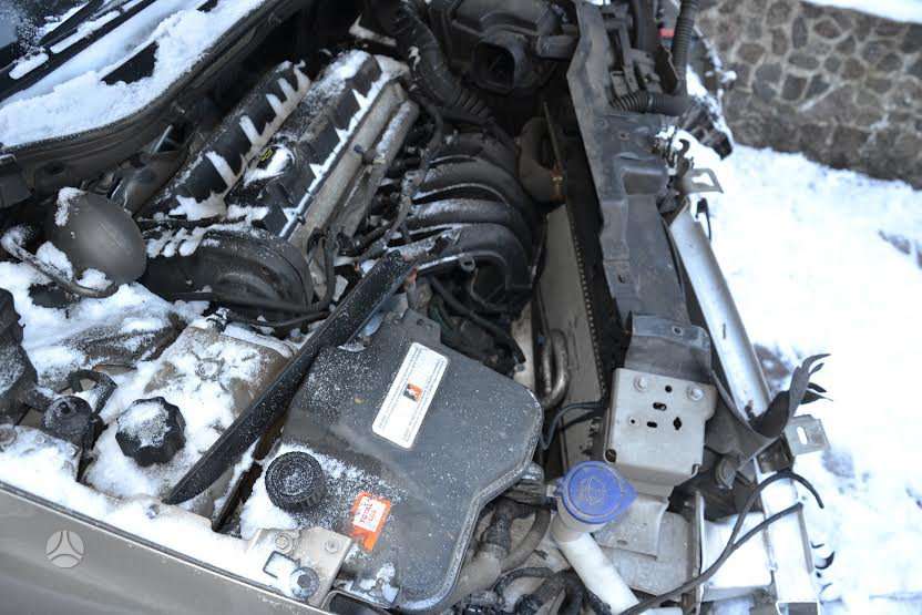 Citroen C5 dalimis. Variklis rfj