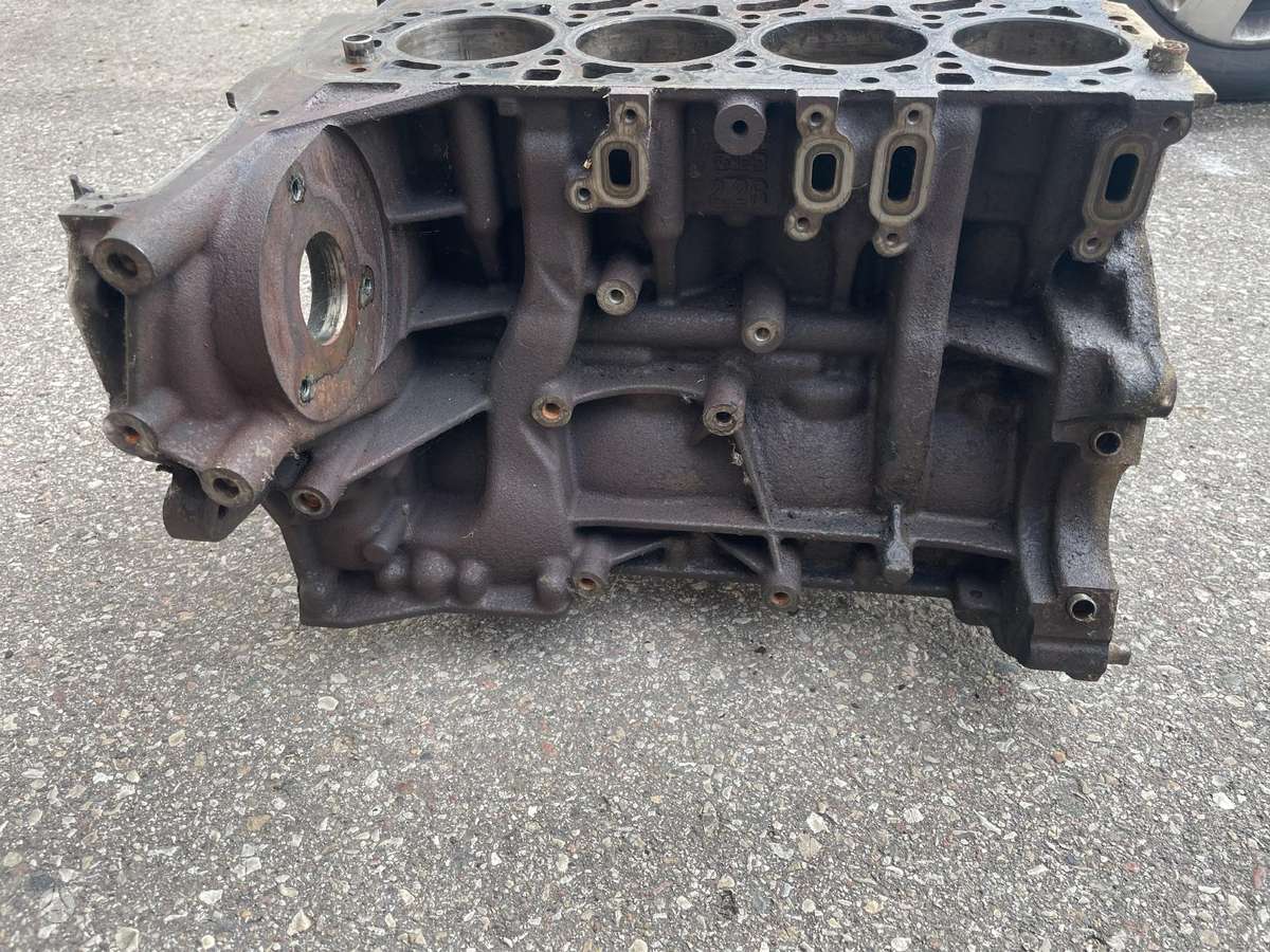 Ford Transit, RWD, crankshaft, engine block