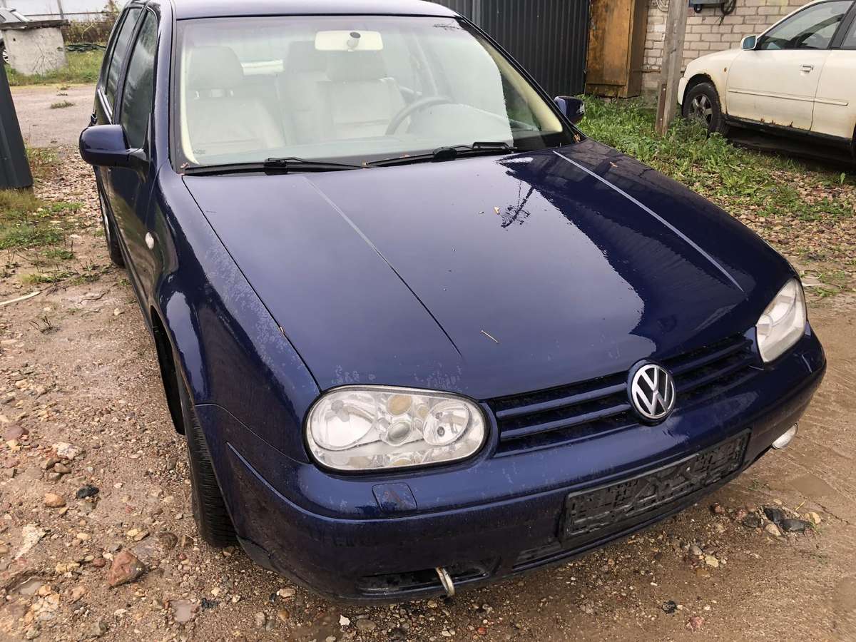 Volkswagen Golf for parts