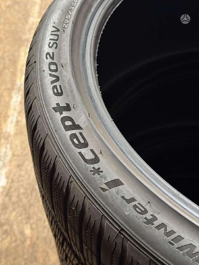 Hankook WINTER I*CEPT EVO 2, winter 295/35 R23