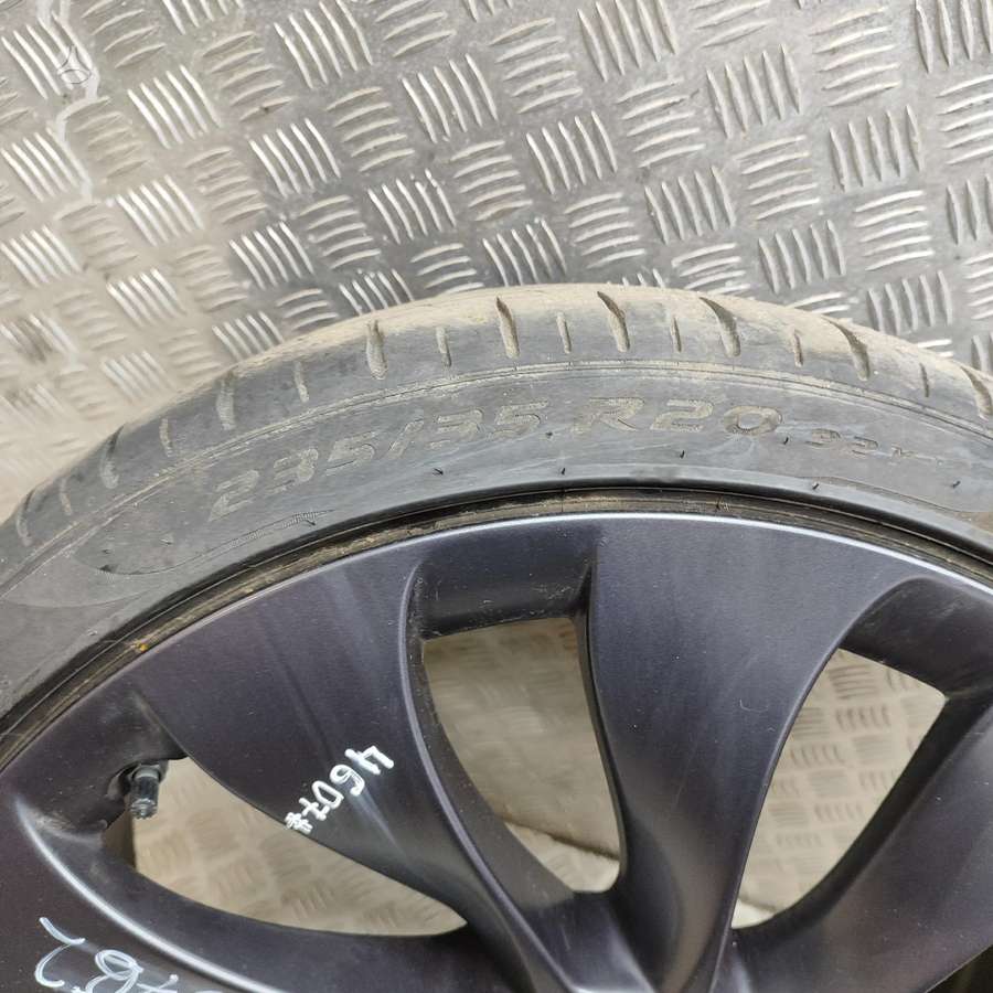 TESLA Model 3, light alloy, R20