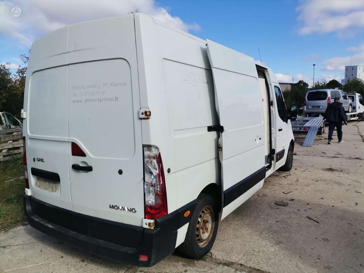 Opel Movano, cargo vans