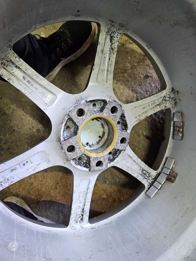 BMW E36,E46,E90, lengvojo lydinio, R19
