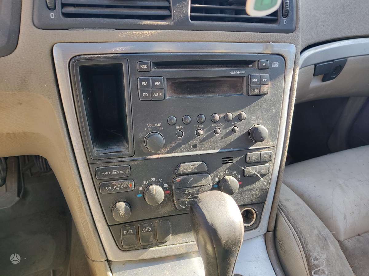 Volvo V70 Spalva 466 46