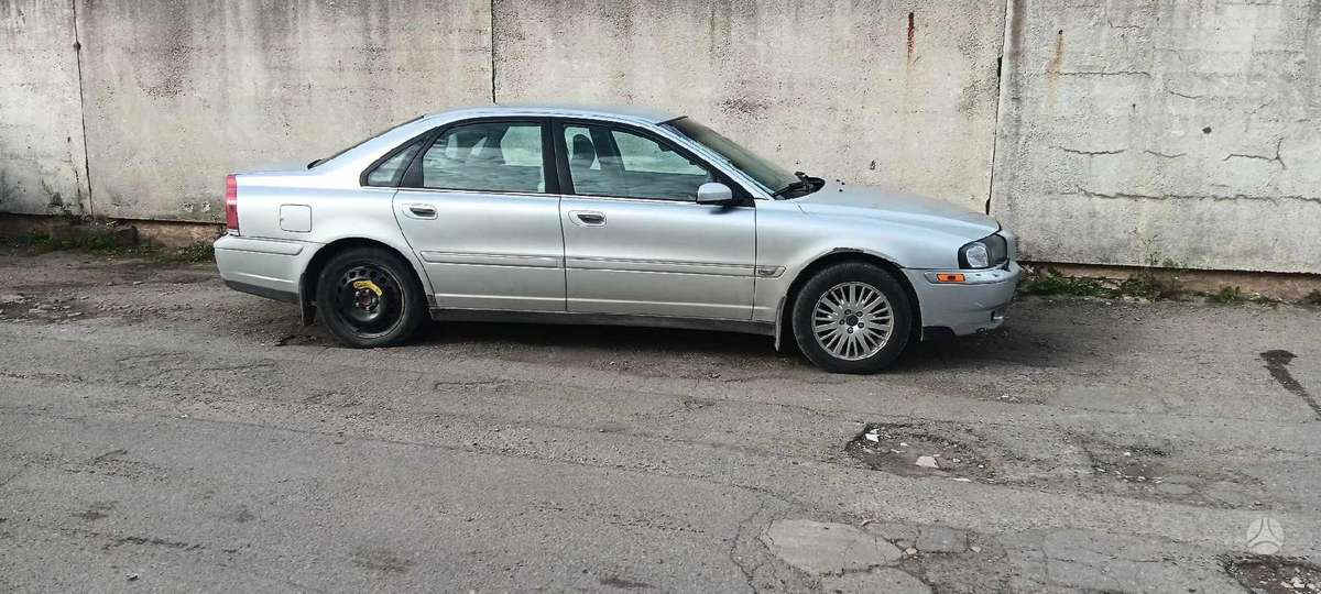 Volvo S80