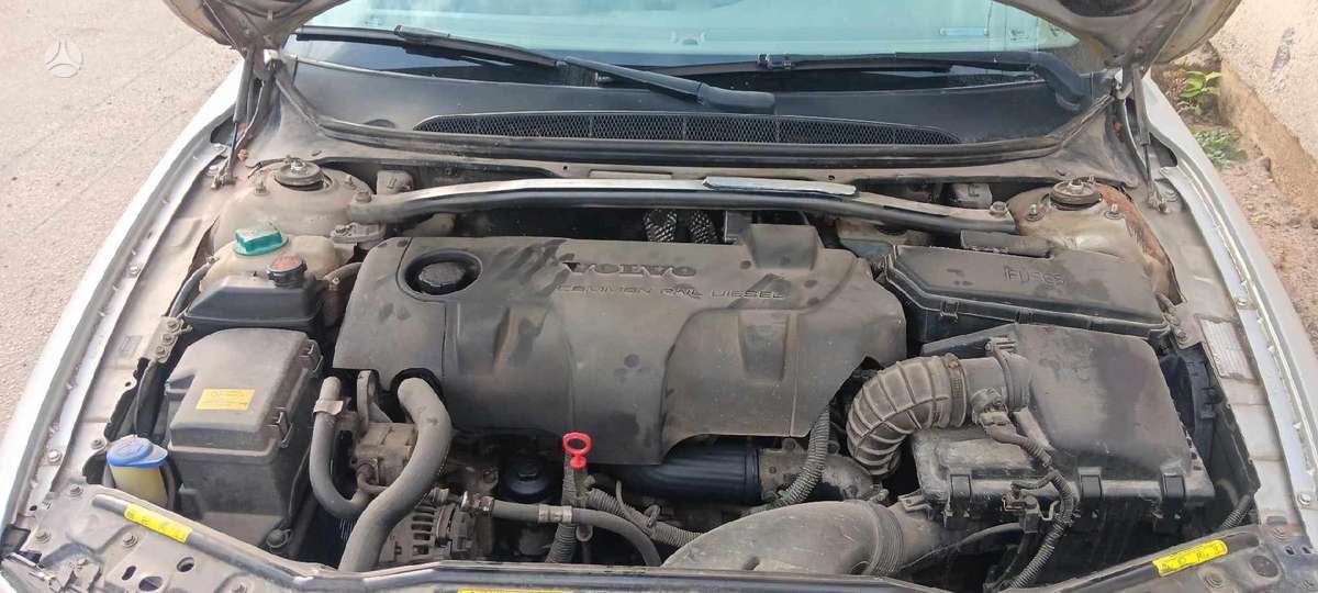 Volvo S80