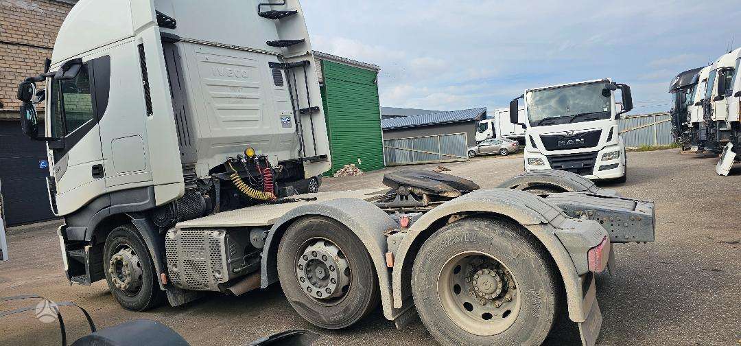 Iveco Stralis, vilcējs