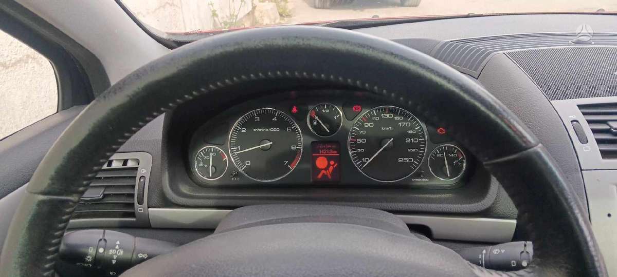 Peugeot 407
