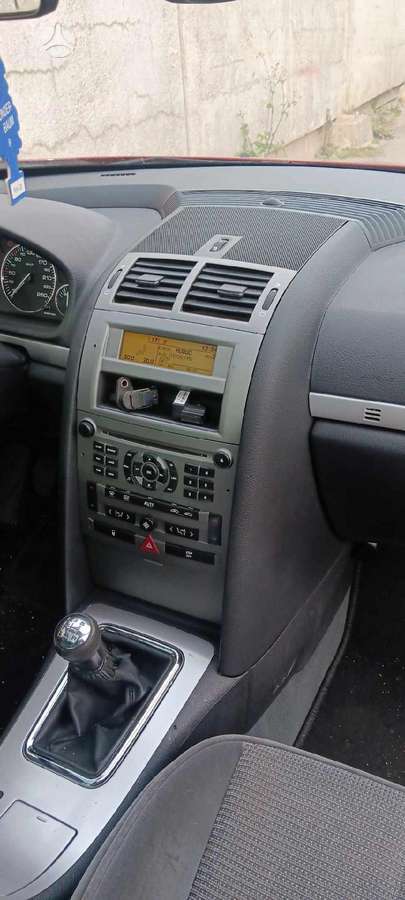 Peugeot 407
