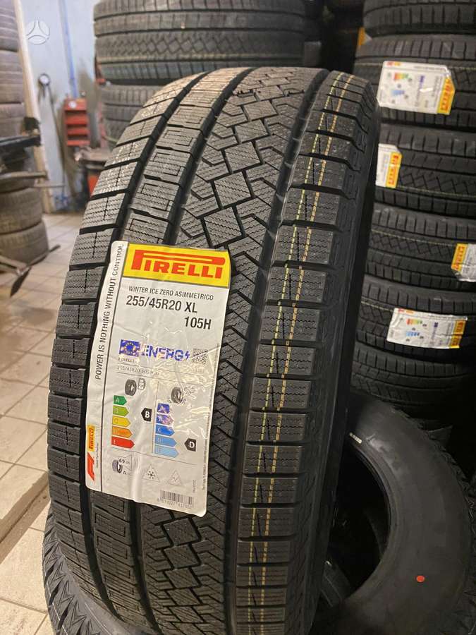Pirelli Winter Ice Zero ASIMMETRICO, winter 255/45 R20