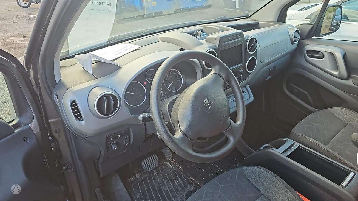 Peugeot Partner по частям