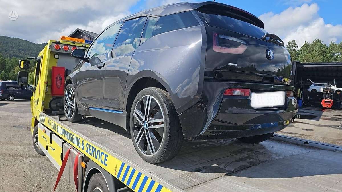 BMW i3 for parts