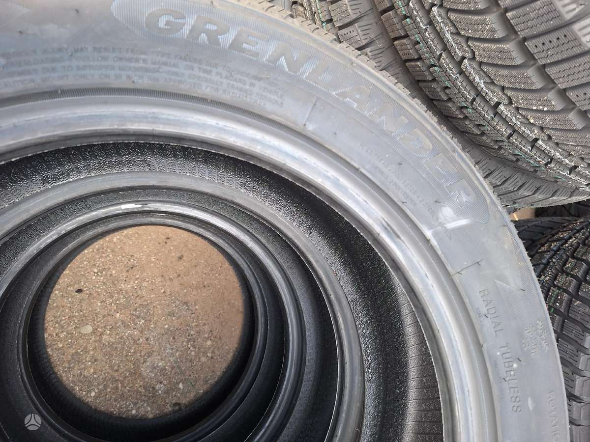 Rockblade, winter 215/55 R18