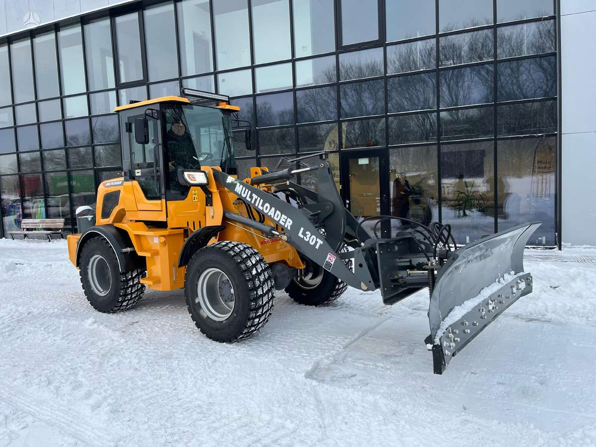 MULTILOADER L30T, self-propelled loaders