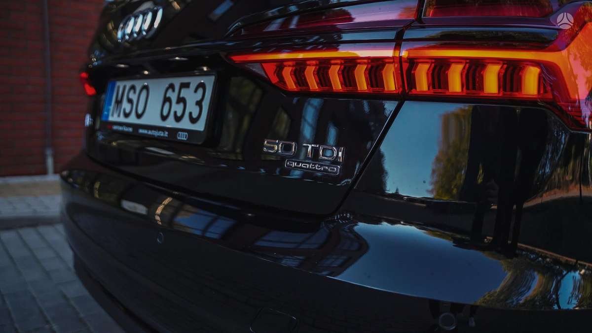 Audi A6, 3.0 l., Седан