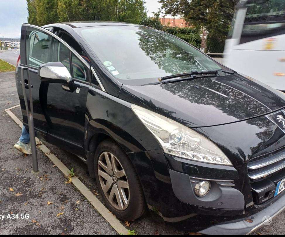 Peugeot 3008 kėbulo dalys