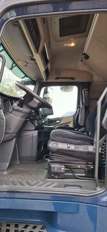 Mercedes-Benz Actros, double sleeper