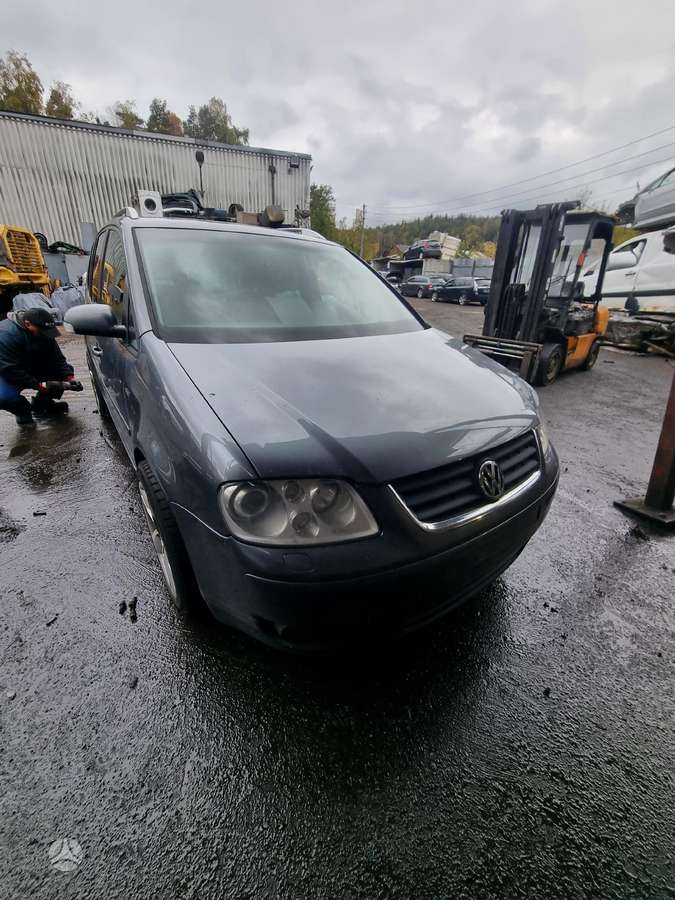 Volkswagen Touran Bmn