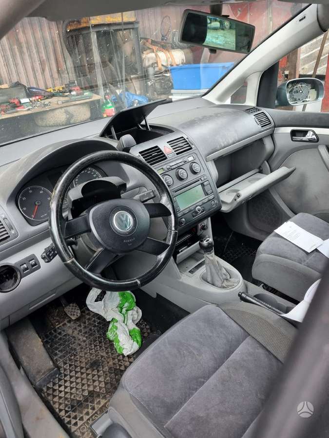 Volkswagen Touran Bmn