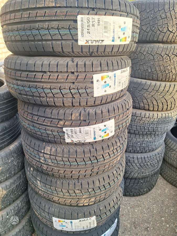 Rockblade, winter 215/60 R17