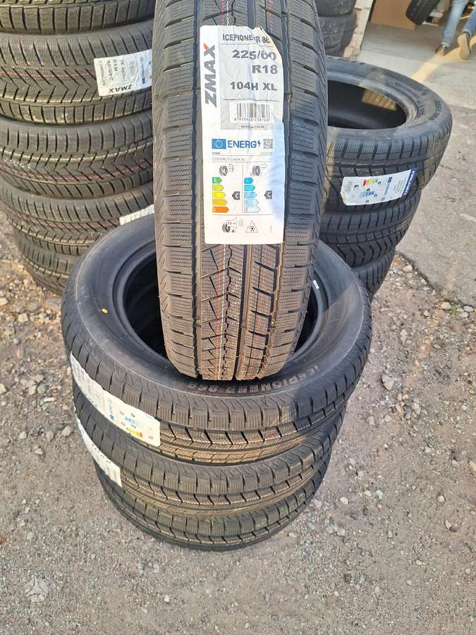 Rockblade, winter 225/60 R18