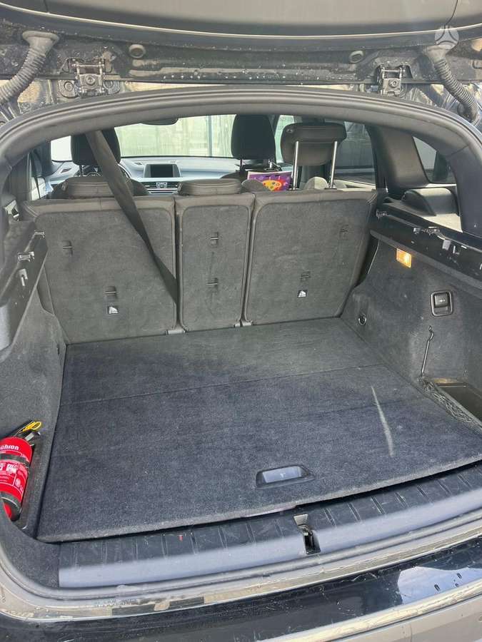 BMW X1, off-road / crossover