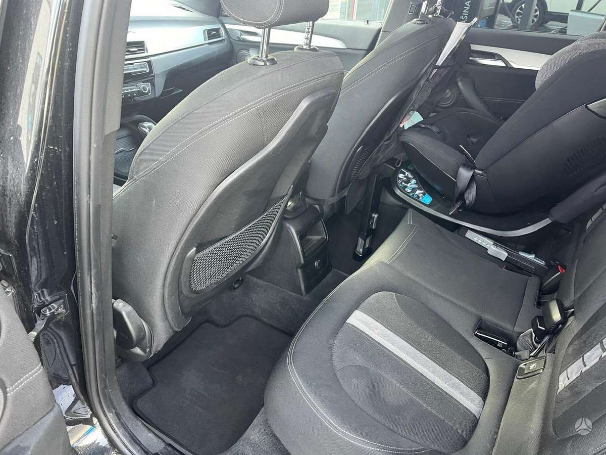 BMW X1, Внедорожник / Кроссовер