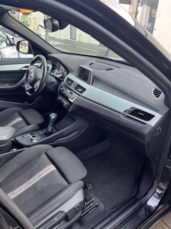 BMW X1, Внедорожник / Кроссовер