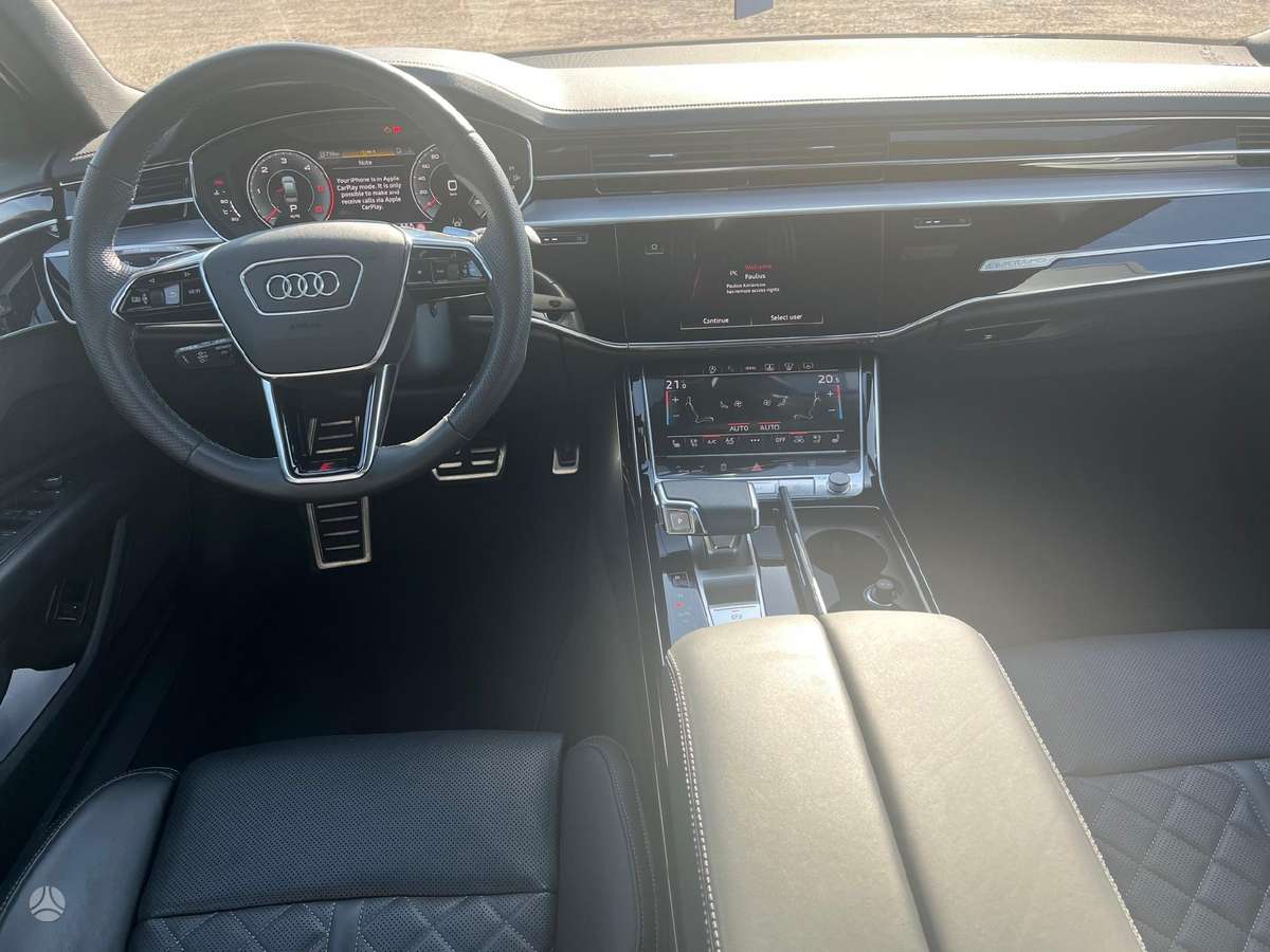 Audi A8, 3.0 l., Седан