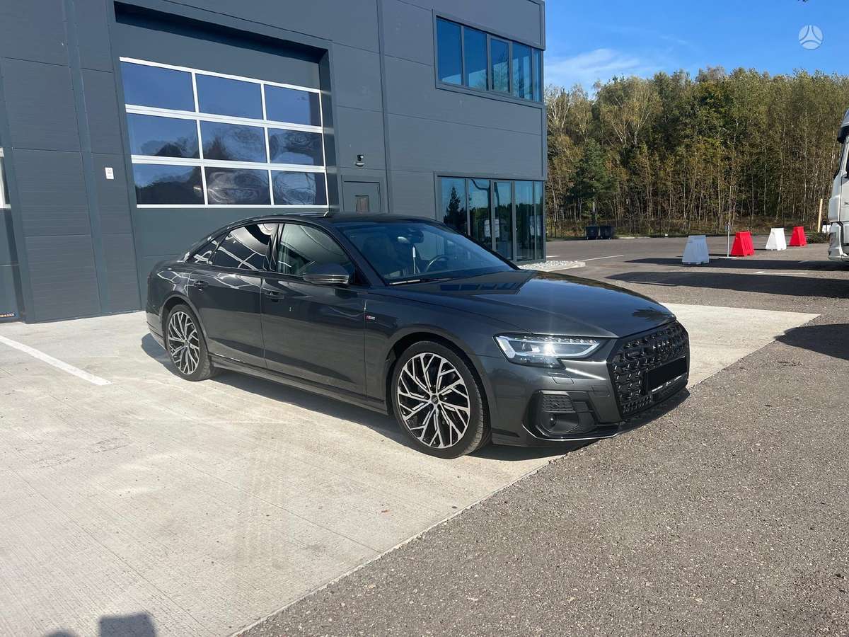 Audi A8, 3.0 l., Седан