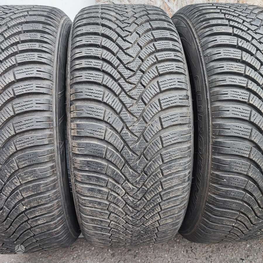 Falken Eurowinter hs 01, зимние 235/55 R17
