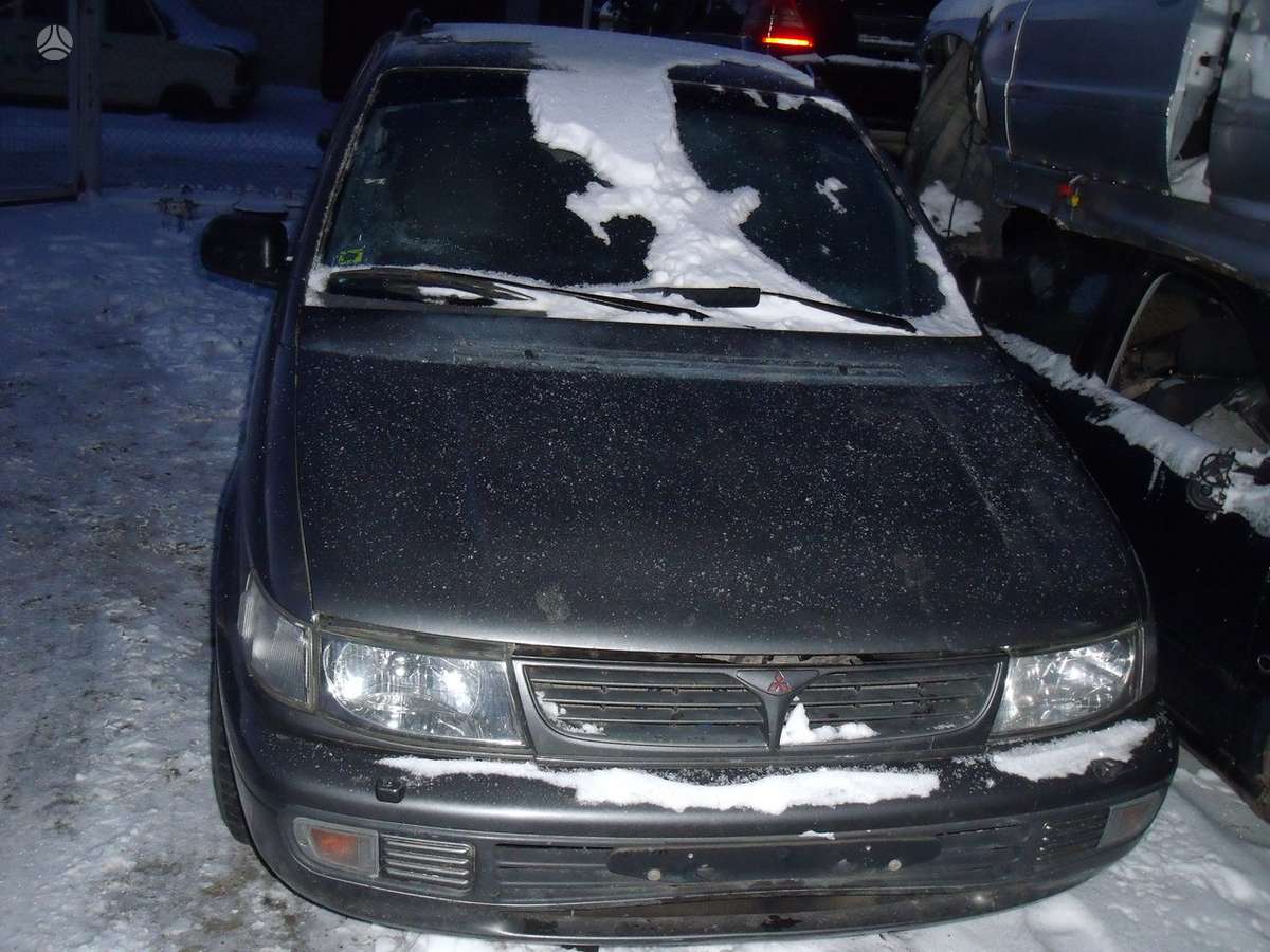 Mitsubishi Space Wagon Dalimis