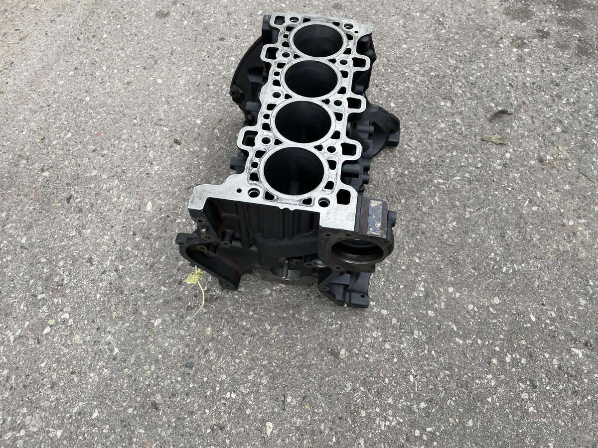 Opel Vivaro, R9m, engine parts