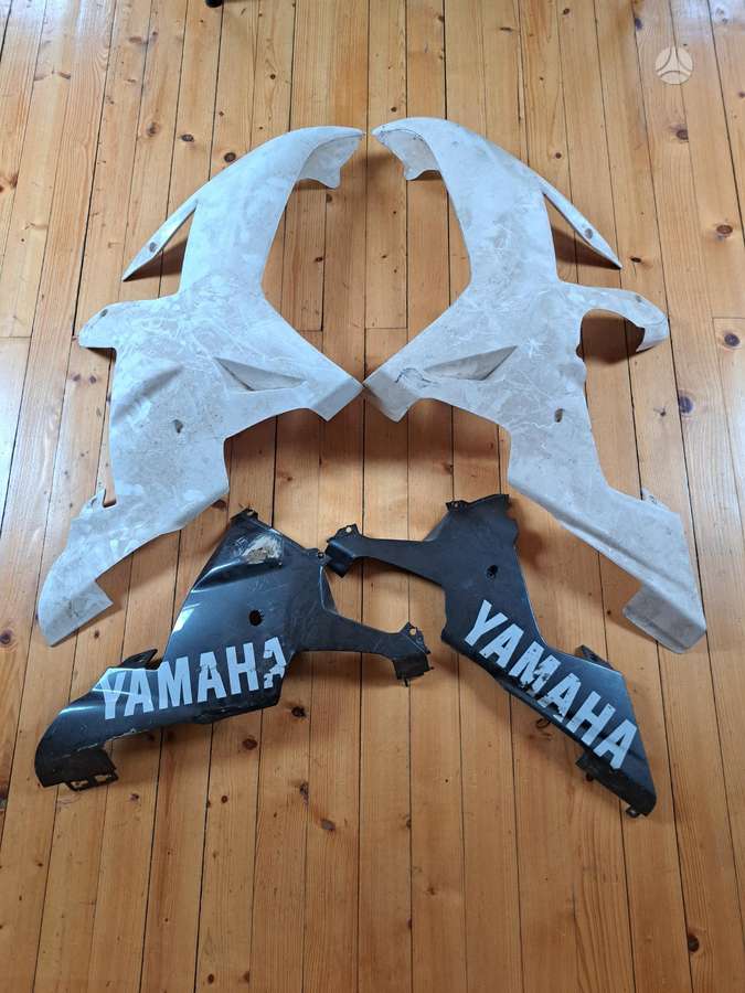 Yamaha R1, superbikes