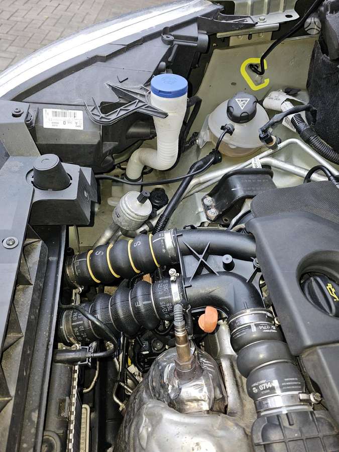 Peugeot Partner kėbulo dalys