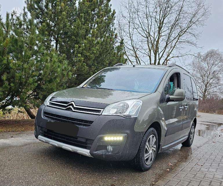 Peugeot Partner kėbulo dalys