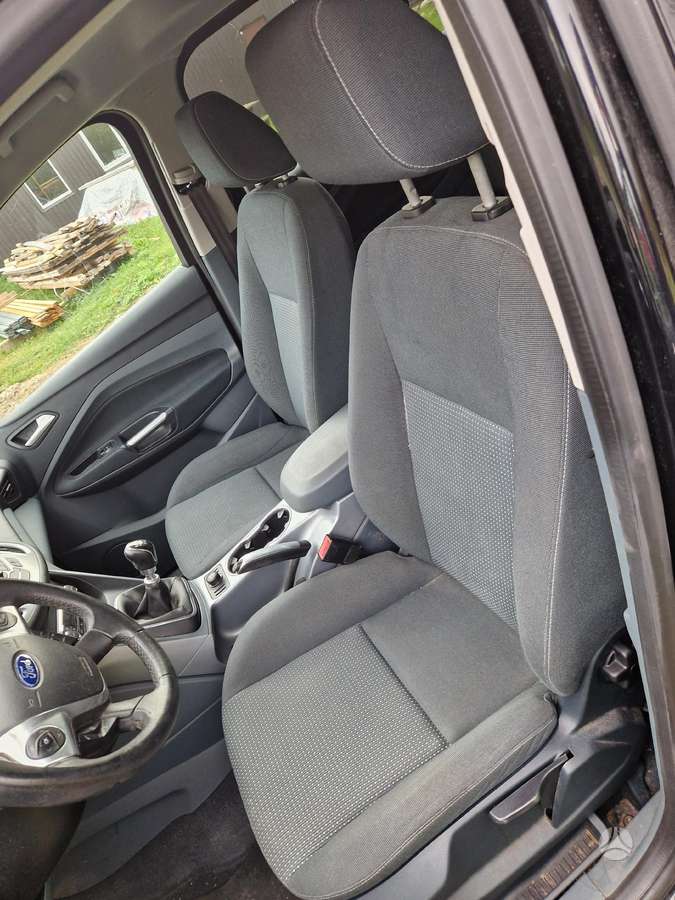Ford Grand C-MAX rezerves daļās
