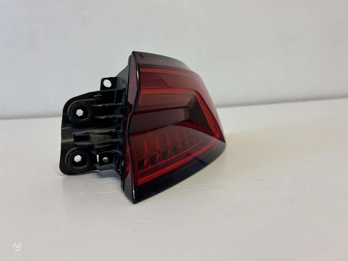 Audi Q5, 8W6945092E, lights