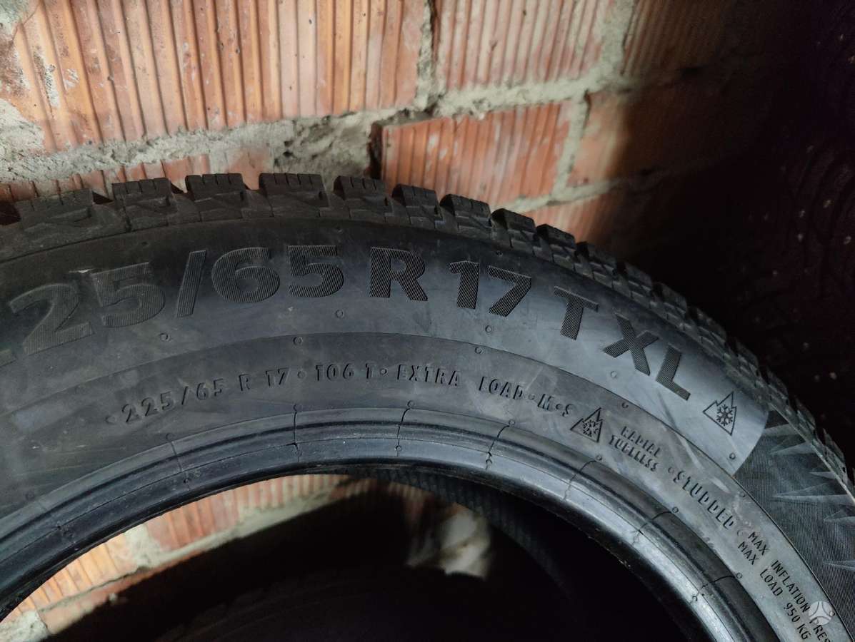 Continental IceXontact 2 suv, winter 225/65 R17