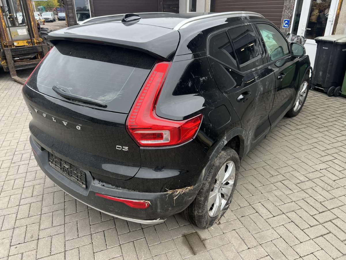 Volvo XC40 по частям. Vokiška rida 64000km