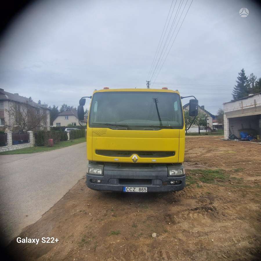 Renault Premium, platformas