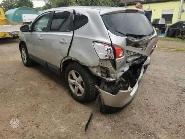 Nissan Qashqai по частям